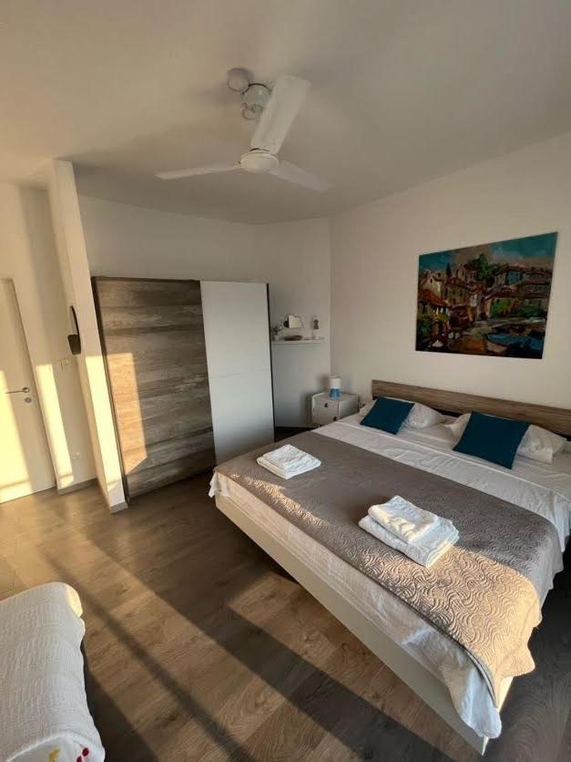 Blue Art Apartment Sveti Juraj Luaran gambar